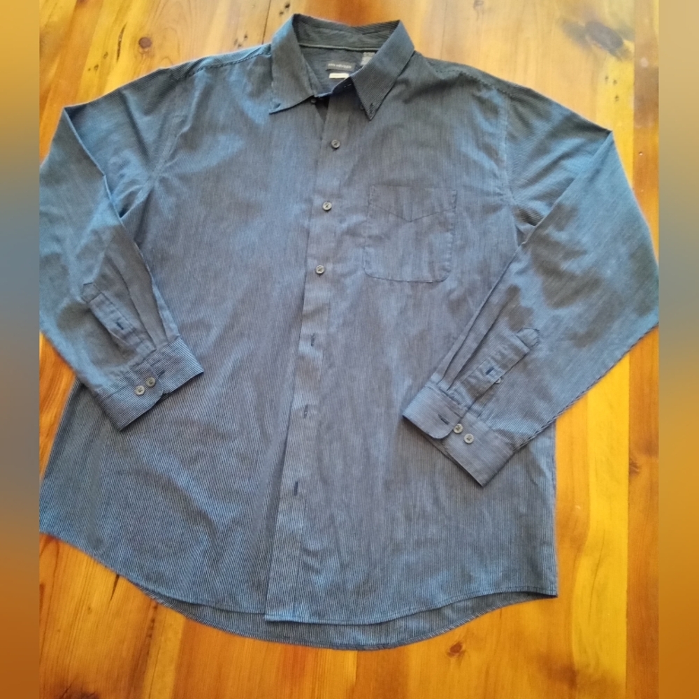 Van Heusen Navy Casual Button-Down Shirt